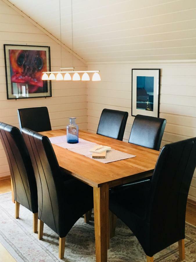 Svinoya, Hyggelig Leilighet Svolvaer Luaran gambar
